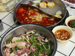 -周良天山牛杂城(天山路总店)