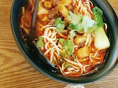 -李先生牛肉面大王(上海站南广场店)