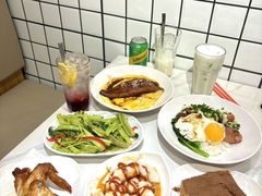 -樂麗餐室 · 本地茶餐廳(扬名广场店)