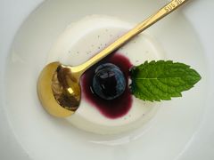 -MONICH牛排融合餐厅(和义大道购物中心店)