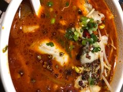 -渝是乎酸菜鱼(龙旗购物中心店)