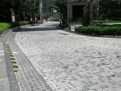 -兴业太古汇·停车场