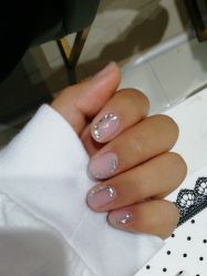 -静静美甲美睫纹绣