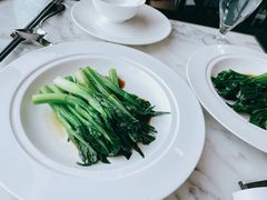 白灼菜心-唐阁海景中餐厅·早茶·粤菜•生日聚餐(海口朗廷酒店)