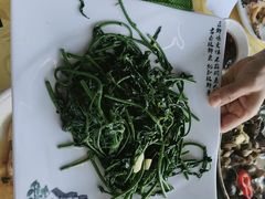 蒜蓉炒树仔菜-八仔大富楼·河鲜(西江店)