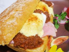 -théATRE茶聚场·餐厅(环球金融中心店)