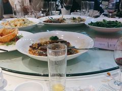 -深圳富苑皇冠假日套房酒店