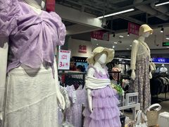 -唯品会(北京国瑞城店)