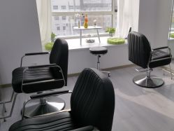 -LILI·HAIR SALON理理造型