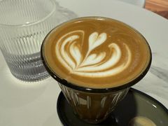 -潮一不贰·法式甜品·生日蛋糕·西式简餐(外滩店)