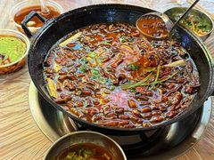 -鸿顺老铁锅美蛙鱼府(解放碑店)