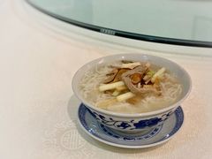 -壹零贰小馆(桂城石啃店)