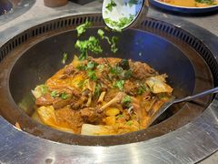 -山河屯铁锅炖·非遗东北菜(南山店)