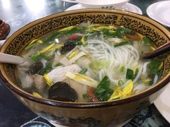-桥香园云南过桥米线(金马碧鸡店)