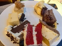 -东方红海鲜百汇(国际大厦店)