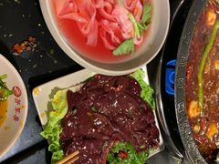 -茅草房·河畔园林火锅