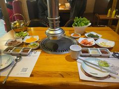 -唯成•韩国炭火烤肉 유성고기