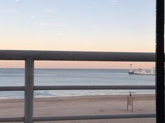 -海天一色海景自助餐厅(西港花园店)