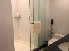-上海华凯华美达广场酒店