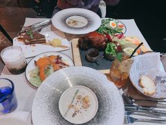 -YUE·6·西式融合餐厅(外滩六号店)