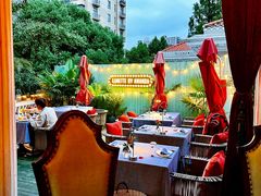 -弦月窗LUNETTE BY AMANDA(复兴路店)