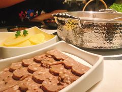 牛午餐肉-左庭右院鲜牛肉火锅(浦江欢乐颂店)