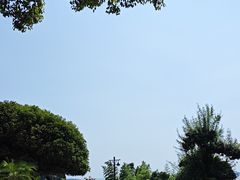 -巴陵广场