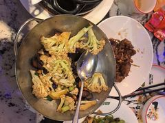 -新白鹿餐厅(百联中环店)