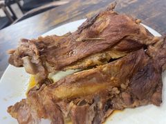 酸菜脊骨-砂锅酱骨