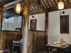 -聚汇三少·龙虾·中餐厅(莫邪路新天地店)