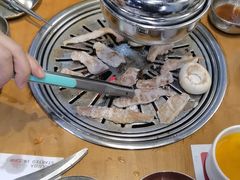 -老炉家木炭烤肉(长江国际店)