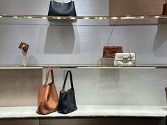 -乐蓬马歇百货公司(Rive Gauche)