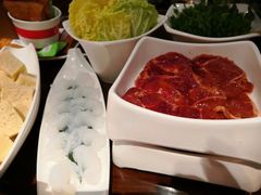 -海底捞火锅鲜切牛肉主题店(长寿路店)