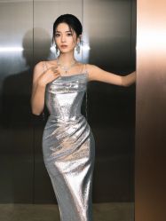 -不晚国际婚纱礼服