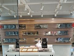 -瑞司视光眼镜·蔡司战略合作眼镜店(新街口店)