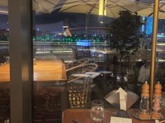 -MONICH牛排融合餐厅(和义大道购物中心店)