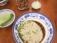 炒鳝糊-同得兴面馆.苏式面.三虾面(园区店)