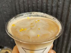 桂花龙井冰拿铁-Manner Coffee(万象前海店)