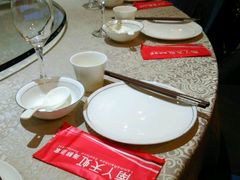 -大宁国际商业广场-地下停车库