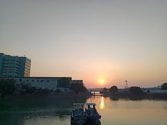 -龙治汉堡(中华城店)