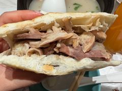 -高玛纳驴肉火烧(一世界店)