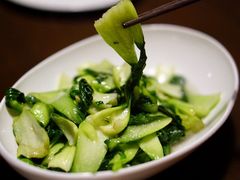 -几个木匠匠人厨房