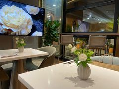 -潮一不贰·法式甜品·生日蛋糕·西式简餐(外滩店)