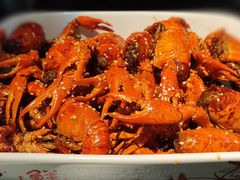 小二红油龙虾-西街夜油条·麻团包乌饭