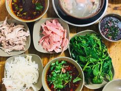 三鲜砂锅-汝萍传统蘸水菜(春华路总店)
