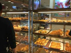 面包甜点陈列柜-山崎面包(静安久光店)