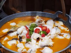 -老滇山寨•云南特色菜•地方菜•民族风情歌舞表演(金碧店)