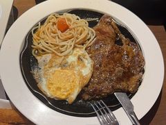 -豪客来牛排(空港华联店)
