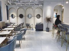 -Fridi Patisserie Cafe