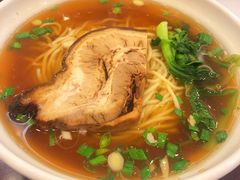 焖肉雪菜面-三两春(浦三路店)